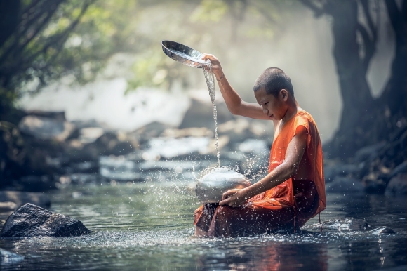 moine bouddhiste equilibre energétique